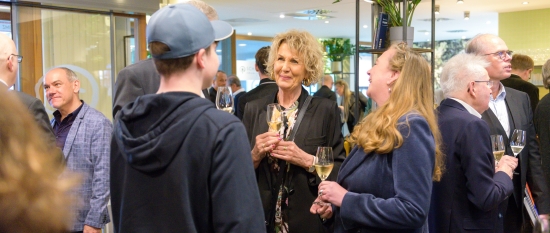 Nicole Kobjoll (rechts im Bild)